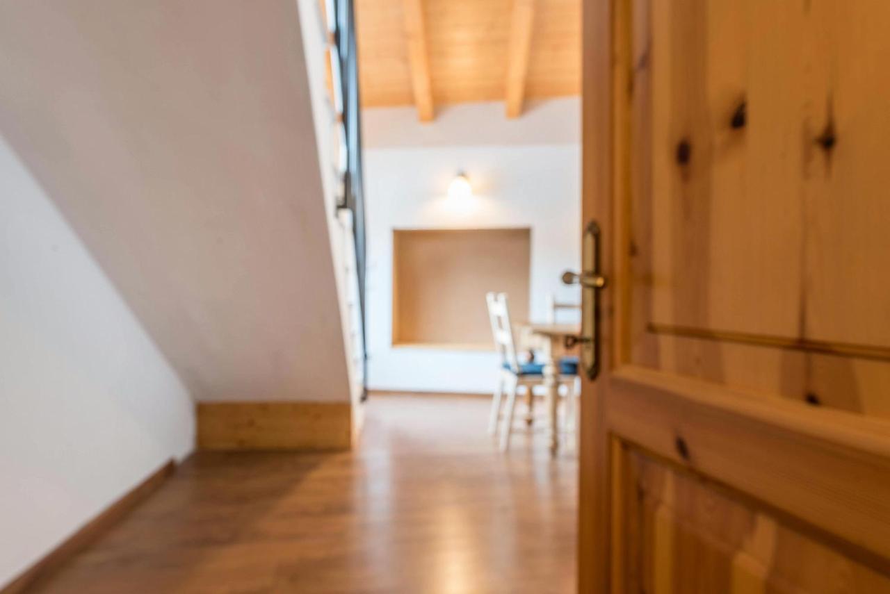 Agriturismo Al Gallo Nero La Torre Tenno Exteriér fotografie