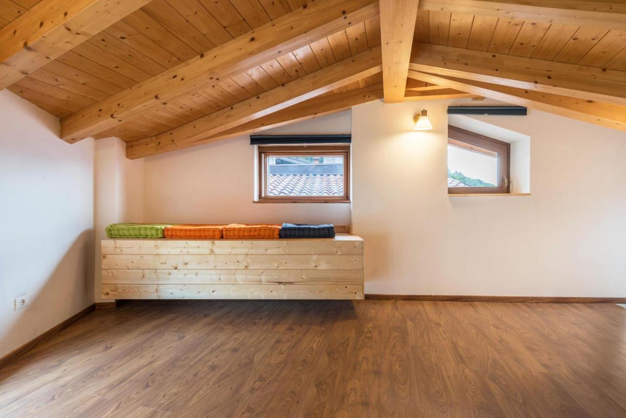 Agriturismo Al Gallo Nero La Torre Tenno Exteriér fotografie