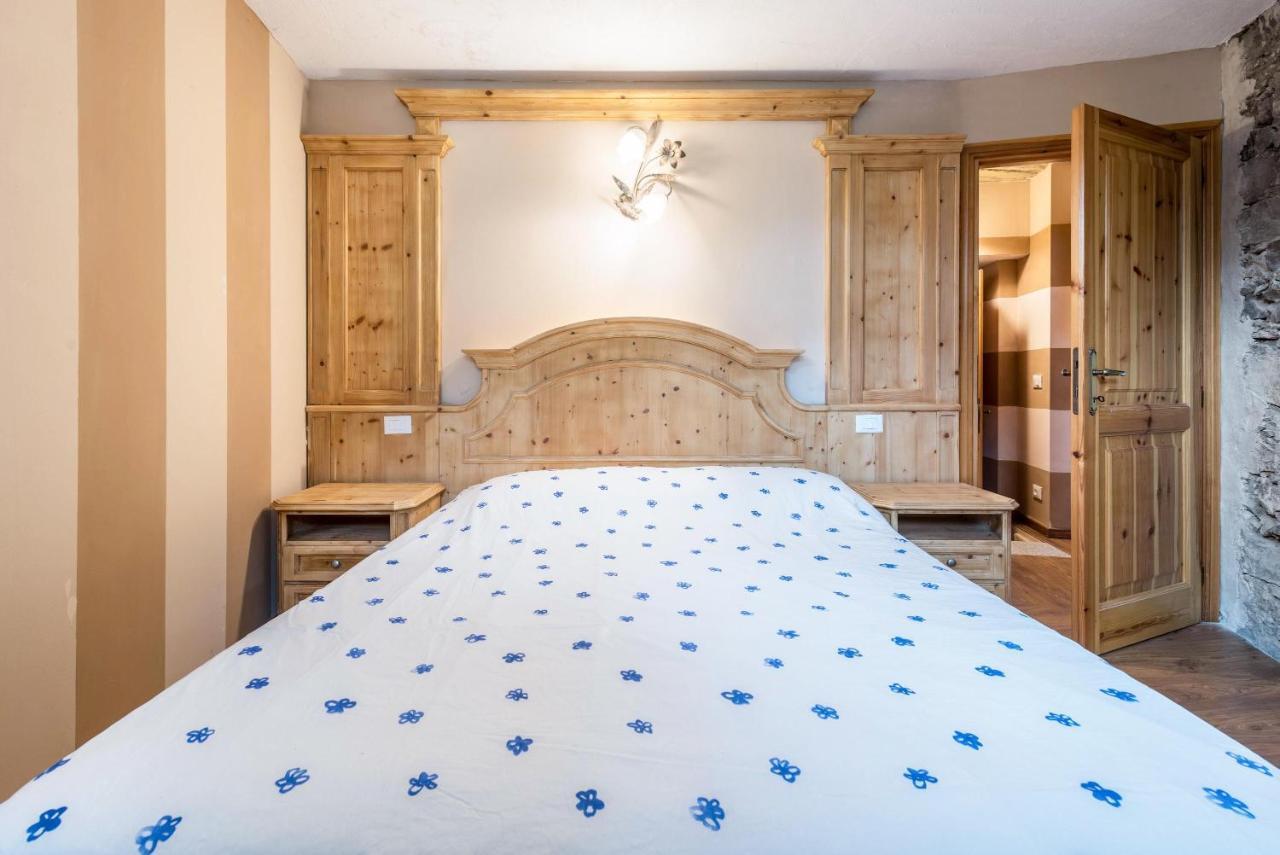 Agriturismo Al Gallo Nero La Torre Tenno Exteriér fotografie