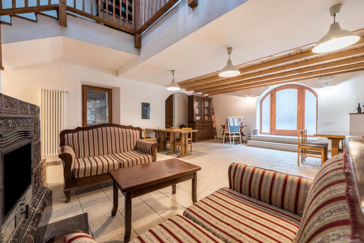 Agriturismo Al Gallo Nero La Torre Tenno Exteriér fotografie